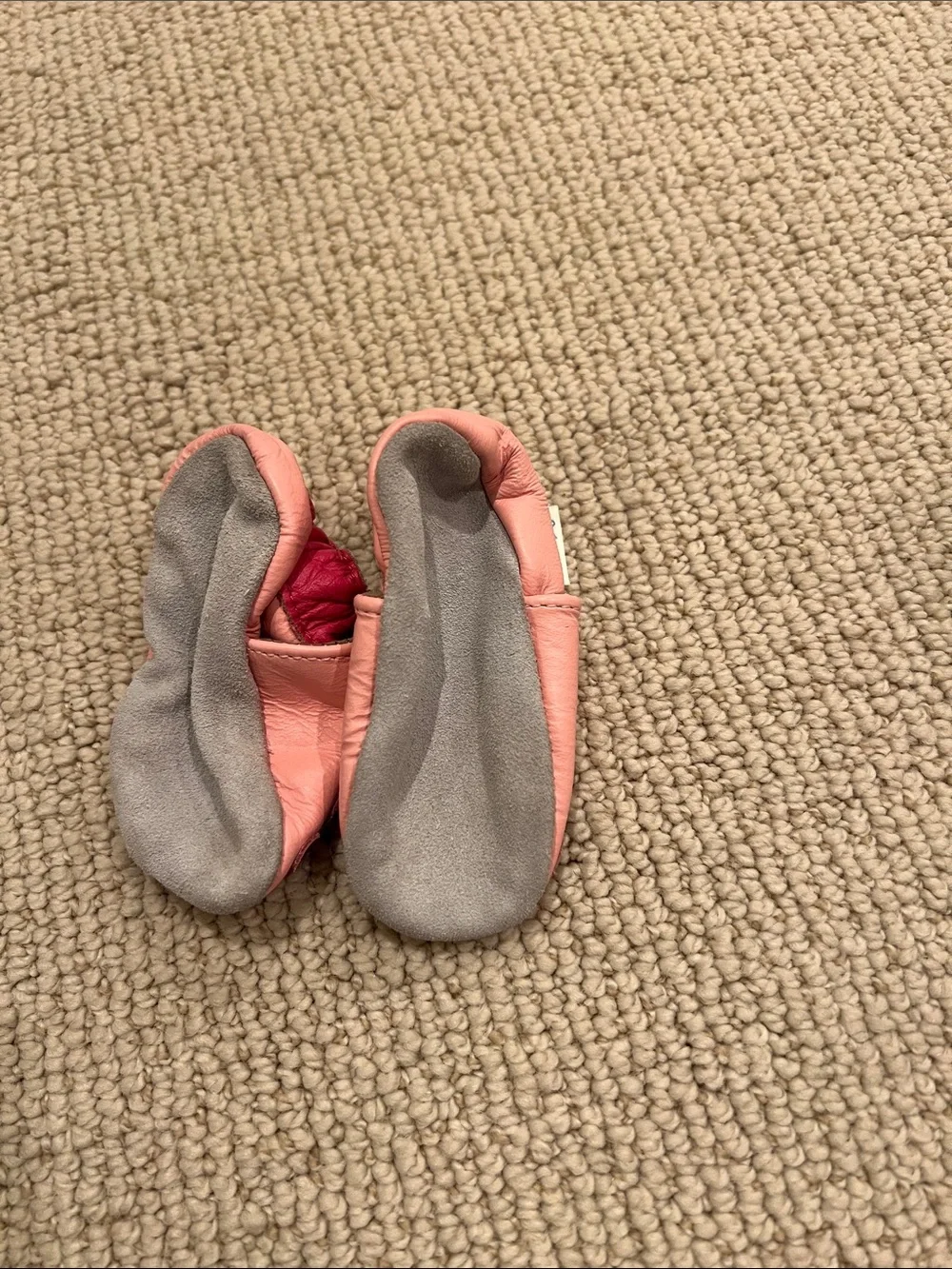 EUC Robeez Pink and Burgundy Princess Leather Baby Shoes